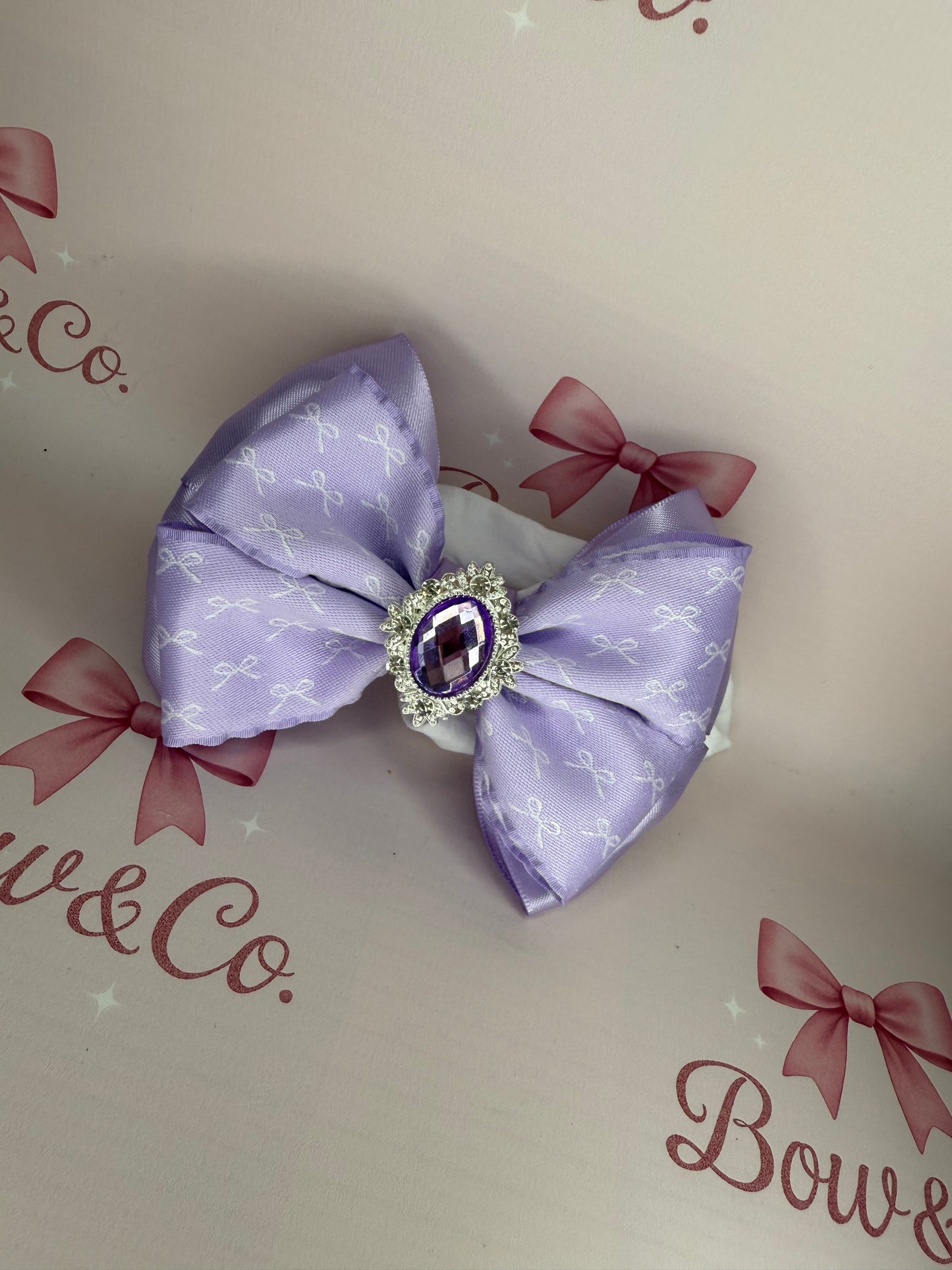 Bow Luxe