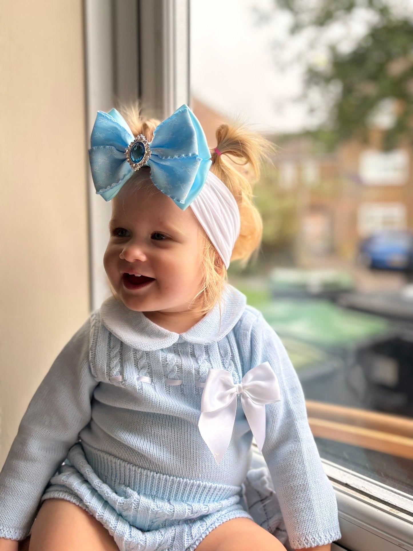 Bow Luxe